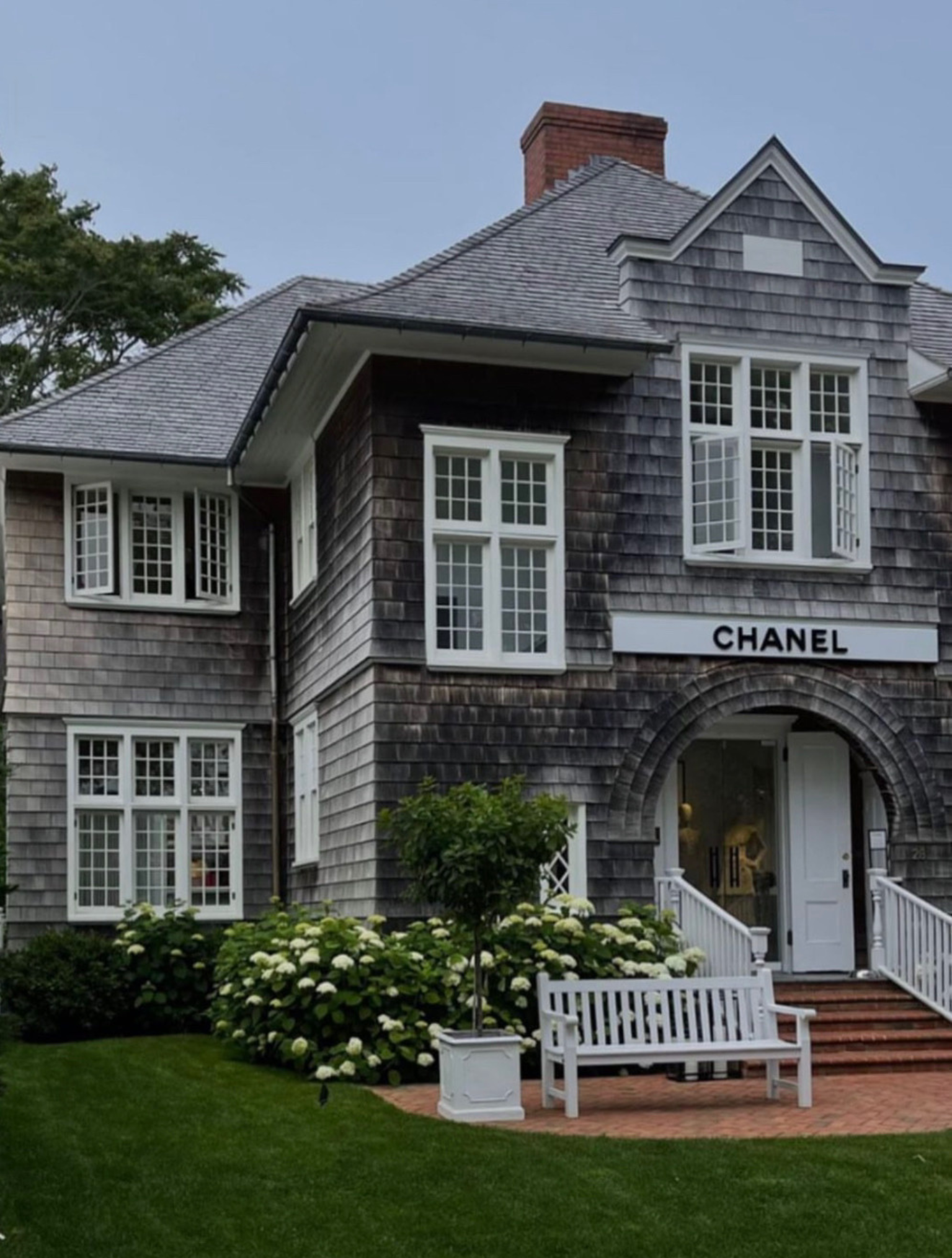 Louis Vuitton Launches in the Hamptons